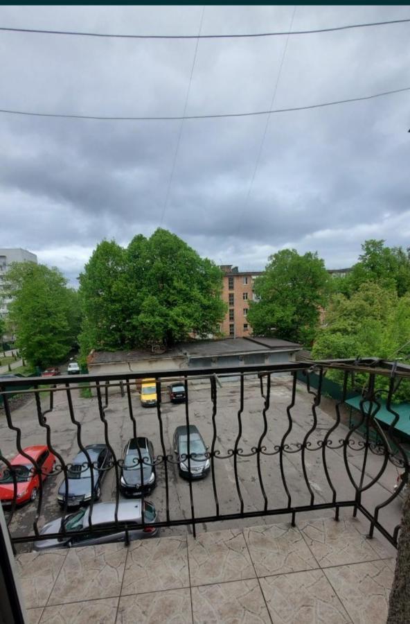 Затишні Апартаменти В Центрі Rivne Zewnętrze zdjęcie