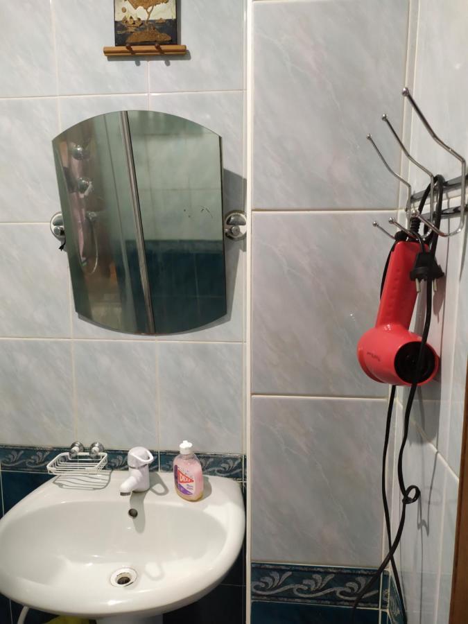 Затишні Апартаменти В Центрі Rivne Zewnętrze zdjęcie